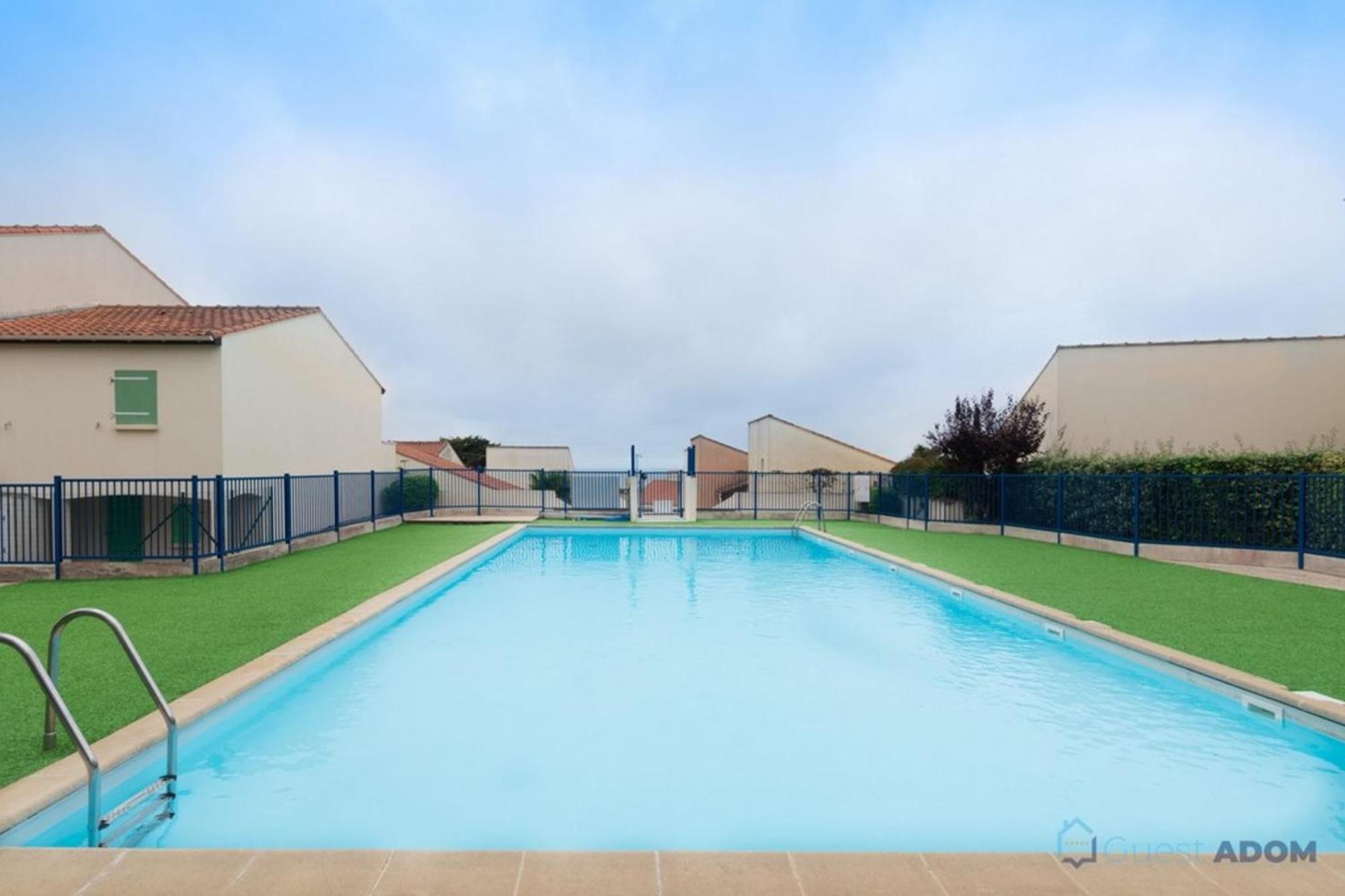 T2 dans une résidence avec piscine La Bernerie-en-Retz Exterior foto